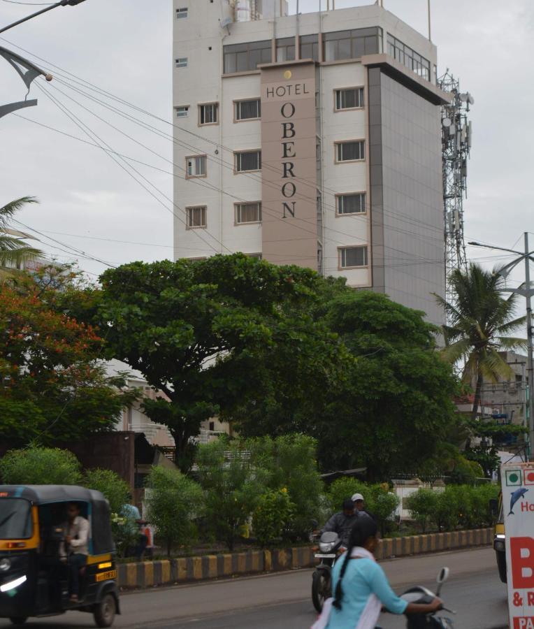 Hotel Oberon Solapur Dış mekan fotoğraf
